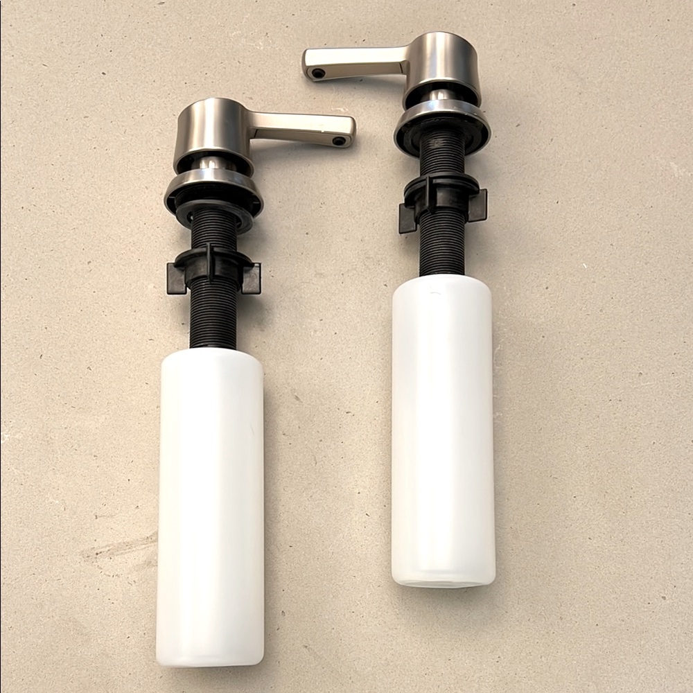 Pair (2) NEW DELTA RP100251SP Deck Mounted SOAP DISPENSERS Spotshield Stainless